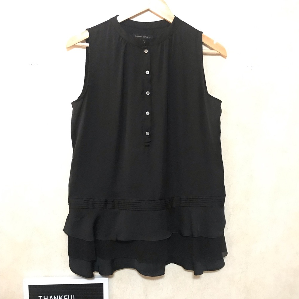 Black Top | Banana Republic | Size Small